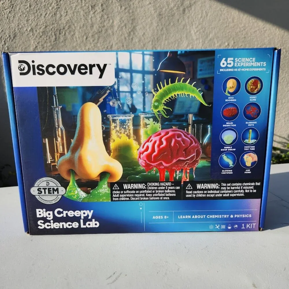 NEW Discovery Big Creepy Science Lab Kit 65 Experiments Amazing Reactions Chemis
